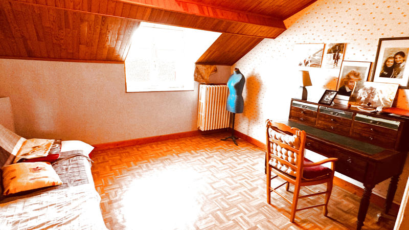 Maison - 198 m² - 6 pièces