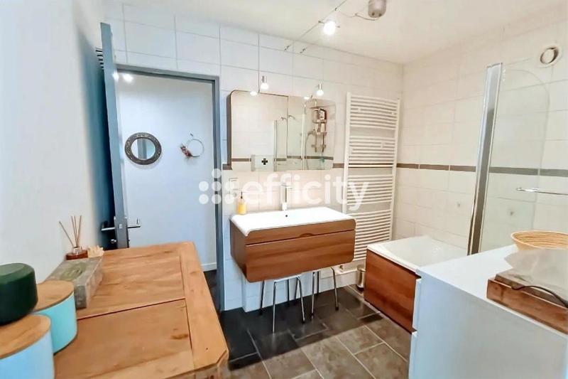 Appartement - 77 m² - 4 pièces