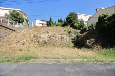 Terrain constructible - 664 m²