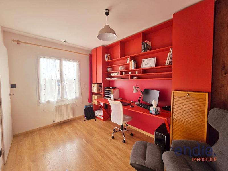 Maison - 228 m² - 6 pièces