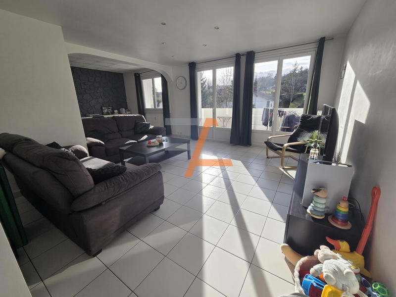 Appartement - 75 m² - 4 pièces