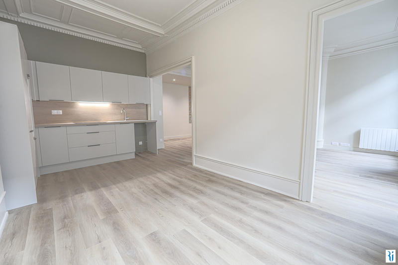 Appartement - 91 m² - 3 pièces