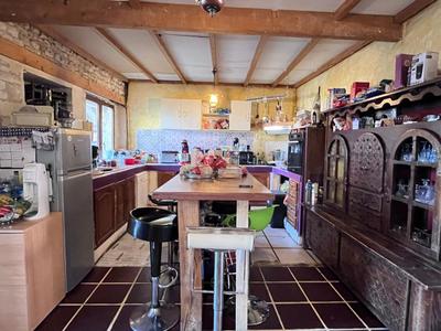 Maison - 96 m² - 4 pièces