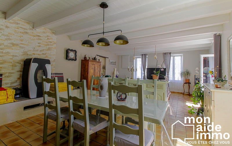 Maison traditionnelle - 135 m² - 5 pièces