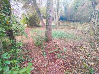Terrain constructible - 1 390 m²