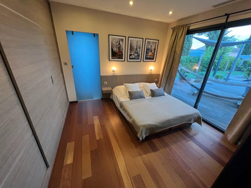 Villa - 183 m² - 6 pièces