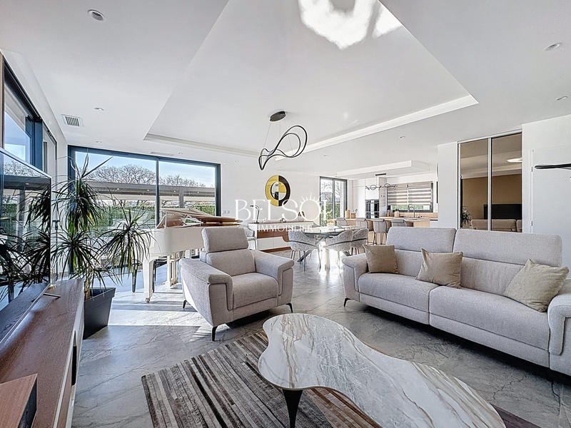 Villa - 140 m² - 5 pièces