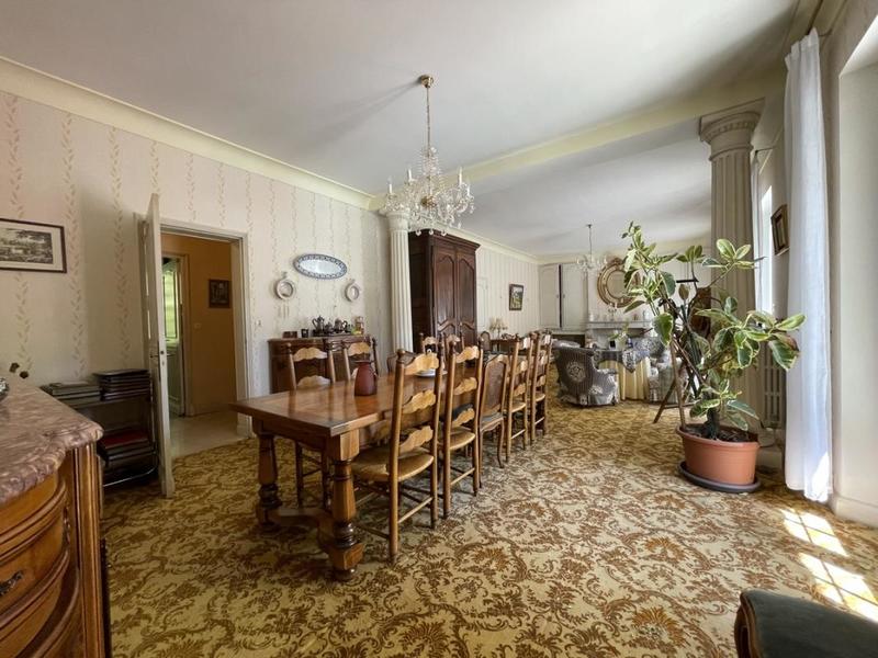 Villa - 280 m² - 10 pièces