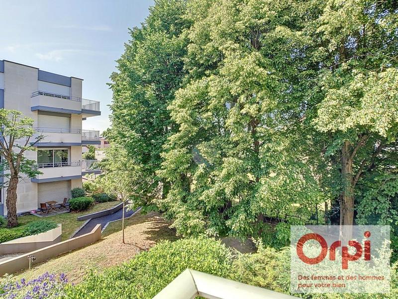 Appartement - 89 m² - 4 pièces