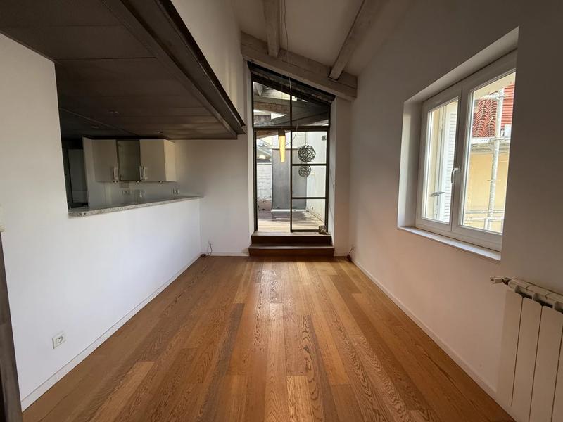 Appartement - 152 m² - 4 pièces