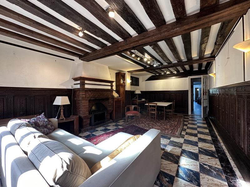 Maison - 166 m² - 6 pièces