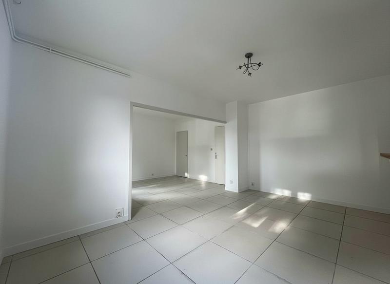 Appartement - 79 m² - 3 pièces