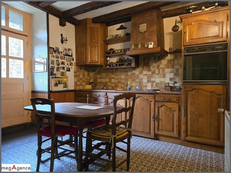 Maison en pierre - 110 m² - 8 pièces