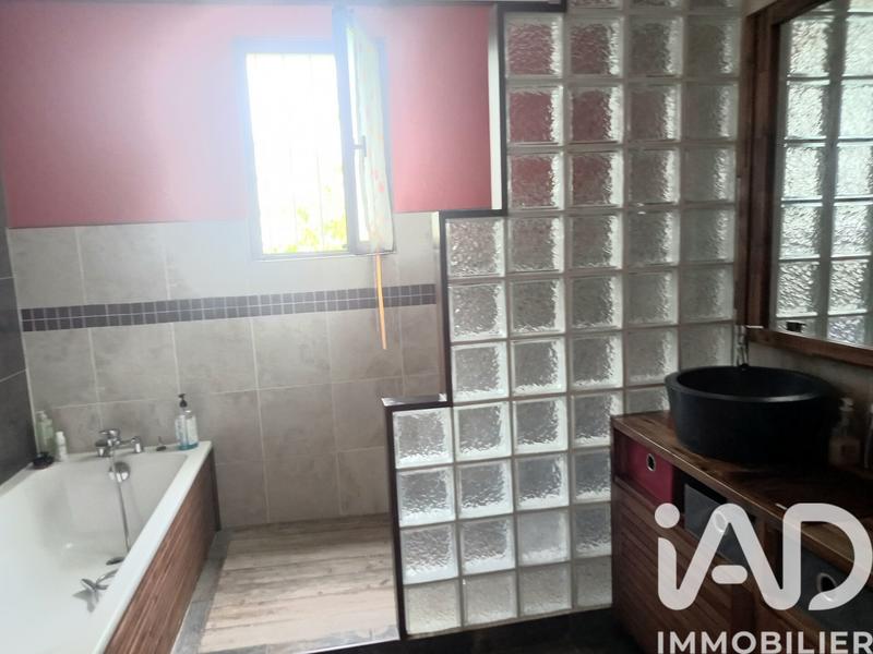 Maison - 175 m² - 8 pièces