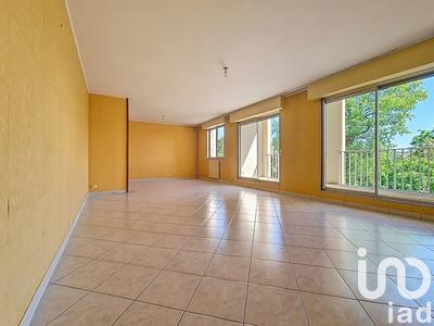 Appartement - 97 m² - 5 pièces