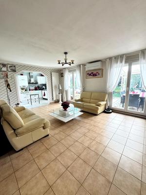 Maison - 188 m² - 8 pièces