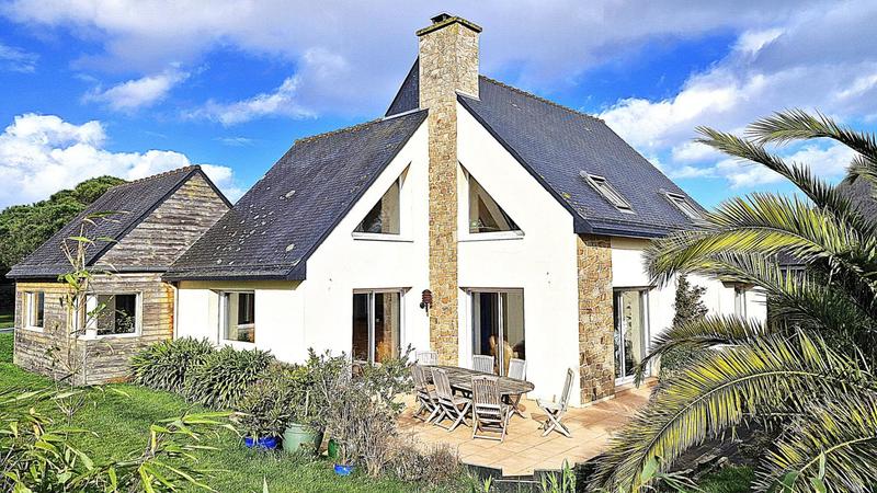 Maison - 177 m² - 7 pièces