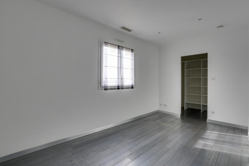 Maison - 210 m² - 7 pièces