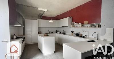 Appartement - 99 m² - 3 pièces