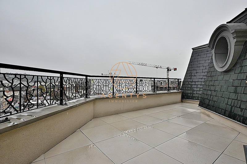 Duplex - 131 m² - 5 pièces