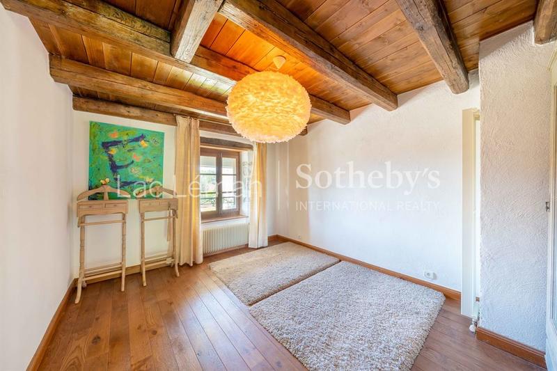 Maison - 110 m² - 6 pièces