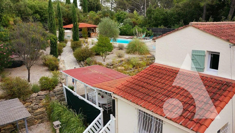 Maison - 144 m² - 5 pièces