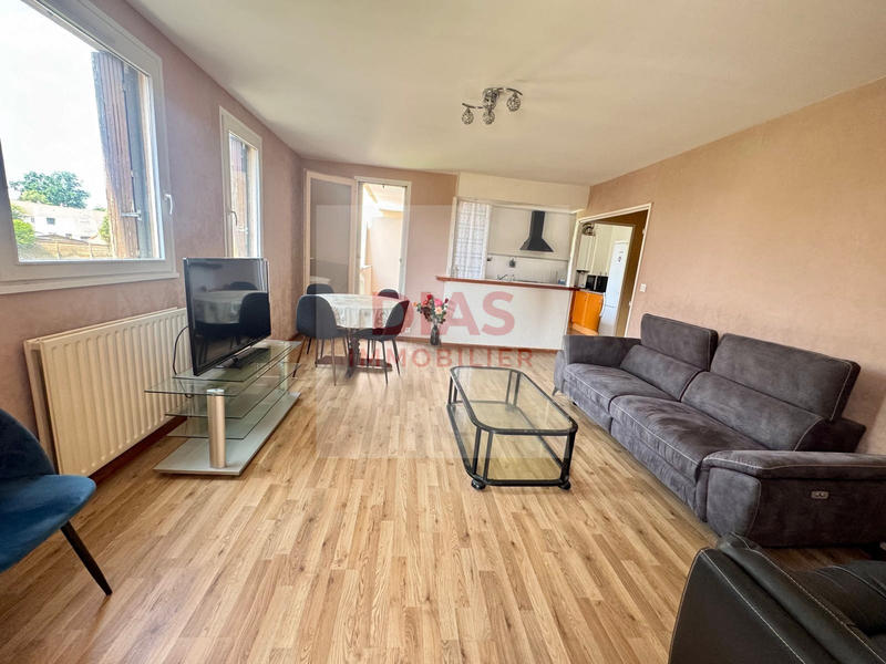 Appartement - 75 m² - 3 pièces