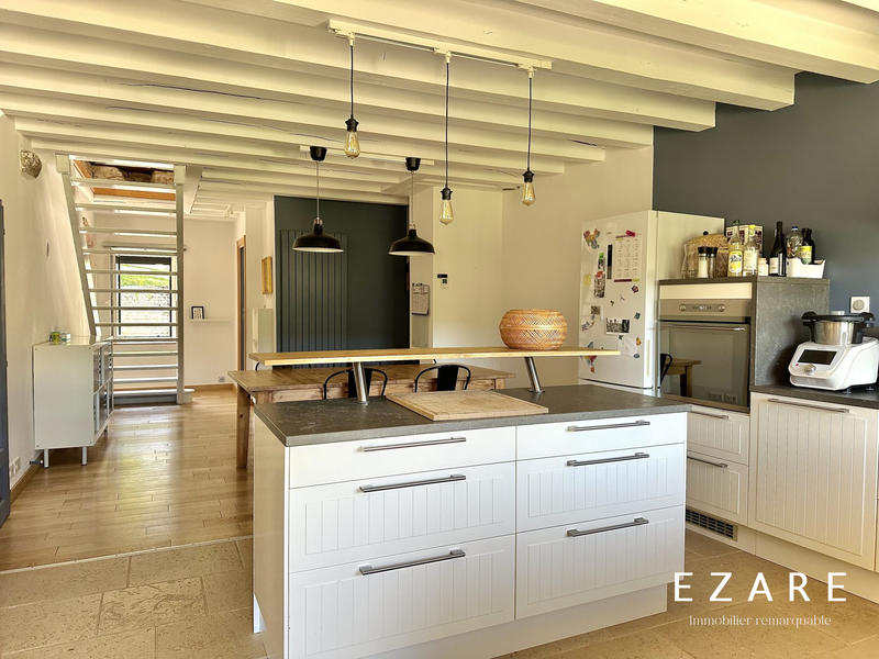 Maison - 143 m² - 6 pièces