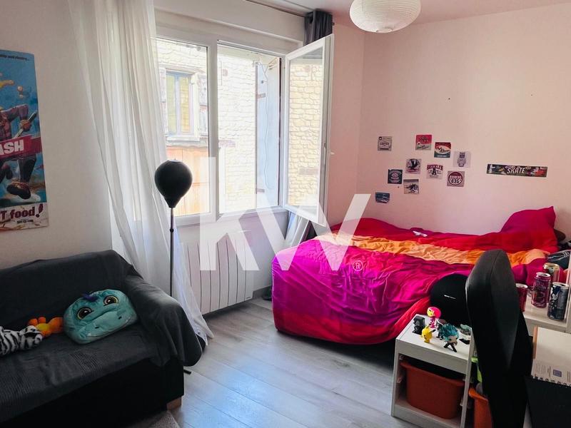 Maison - 134 m² - 8 pièces