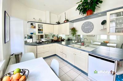 Appartement - 136 m² - 4 pièces