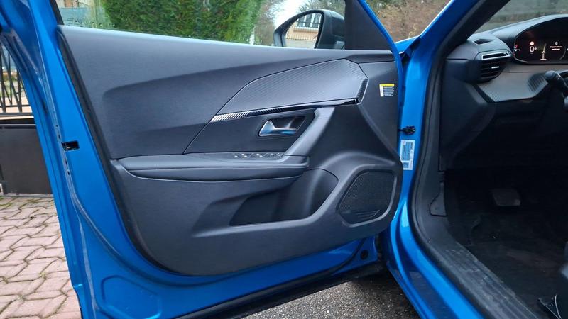 Peugeot 2008 1.2 PureTech 130 Eat8 Allure