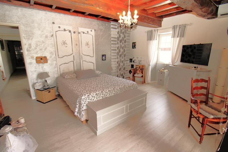 Propriété - 11 pièces