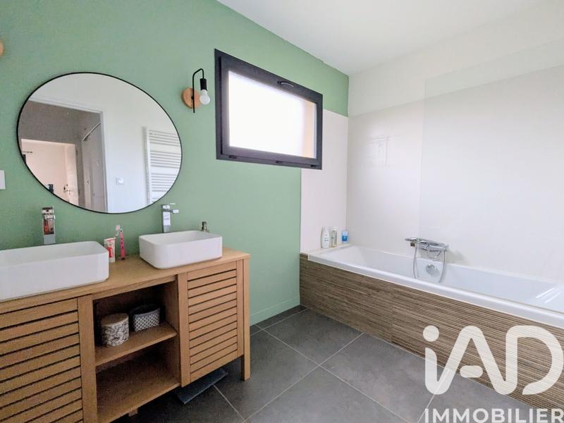 Maison - 101 m² - 4 pièces