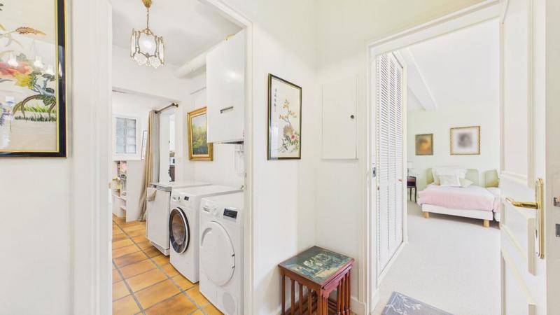 Maison - 200 m² - 7 pièces