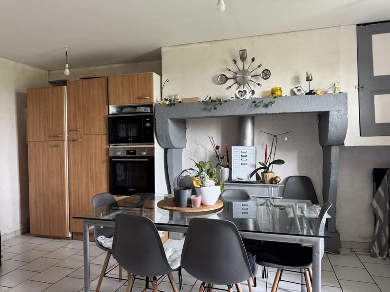 Maison ancienne - 97 m² - 4 pièces