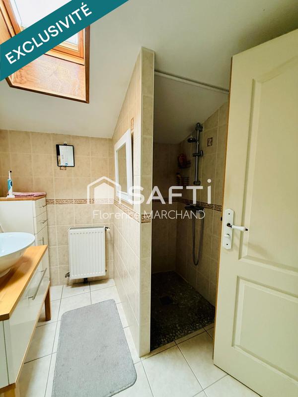 Maison - 286 m² - 10 pièces