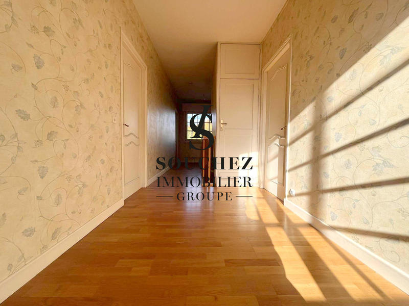 Maison ancienne - 235 m² - 8 pièces