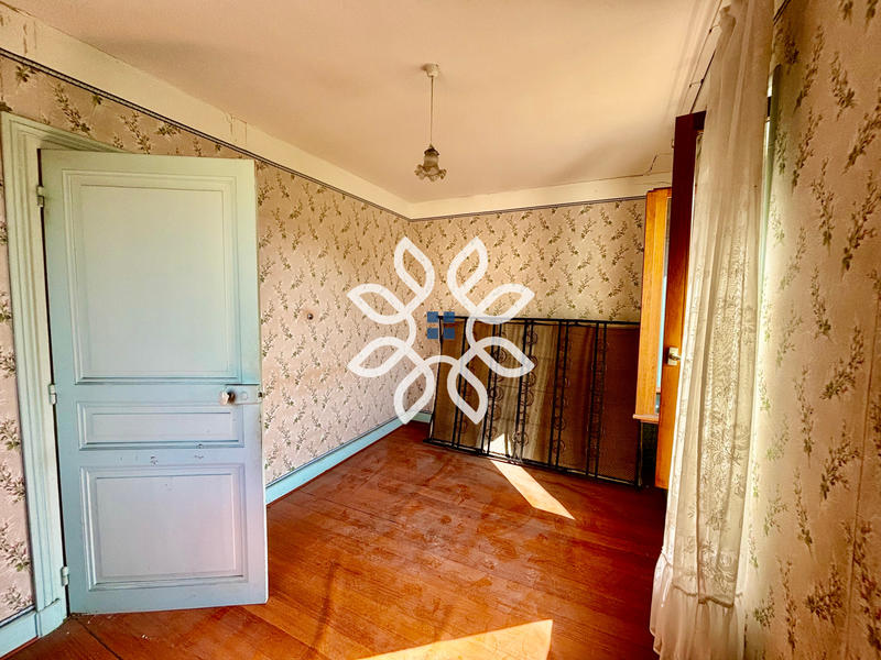 Propriété - 197 m² - 7 pièces