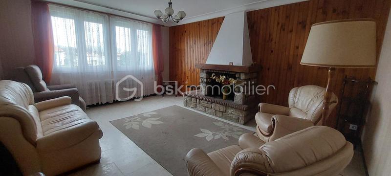 Maison traditionnelle - 91 m² - 4 pièces