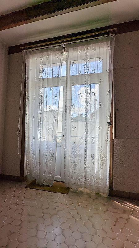 Maison - 280 m² - 8 pièces