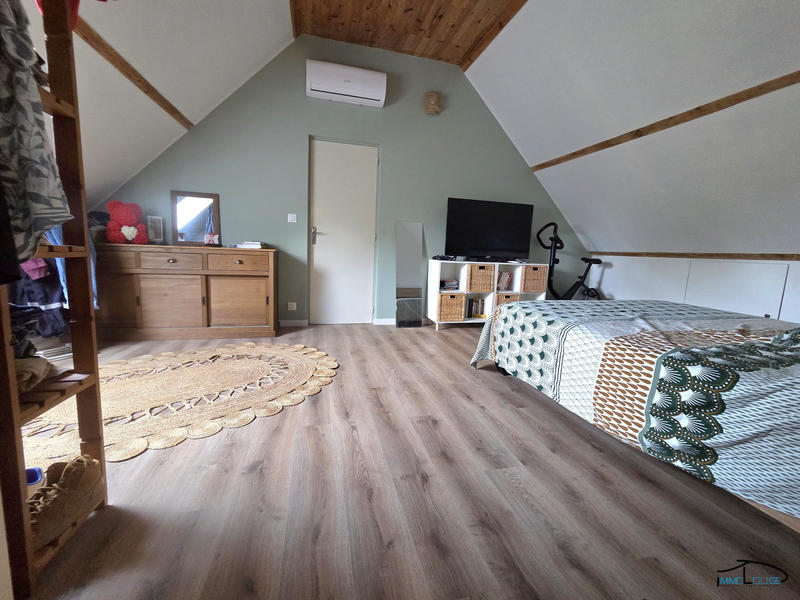 Maison - 143 m² - 5 pièces