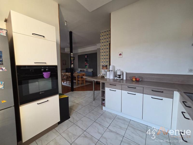 Maison - 135 m² - 6 pièces