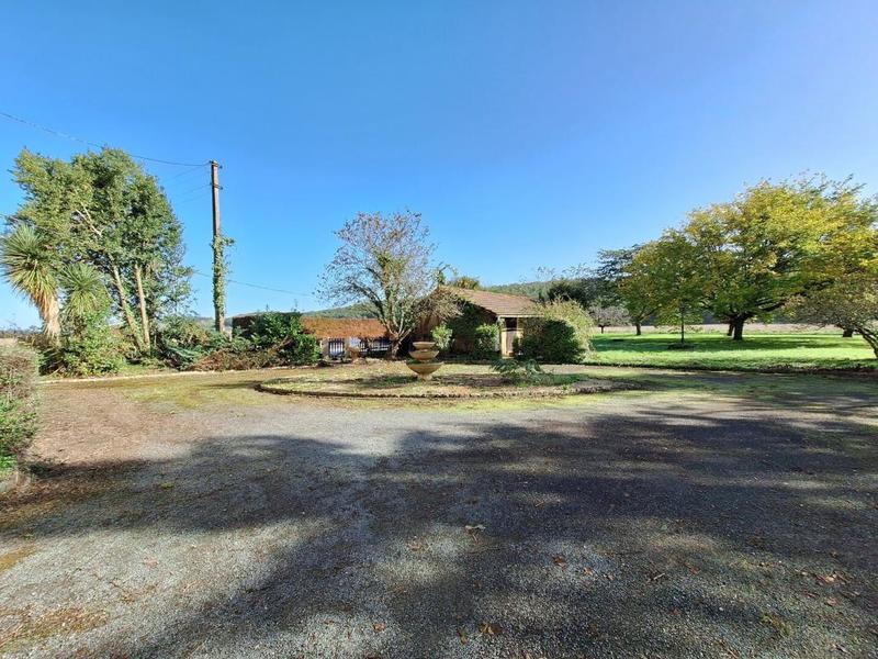 Ferme - 250 m² - 6 pièces