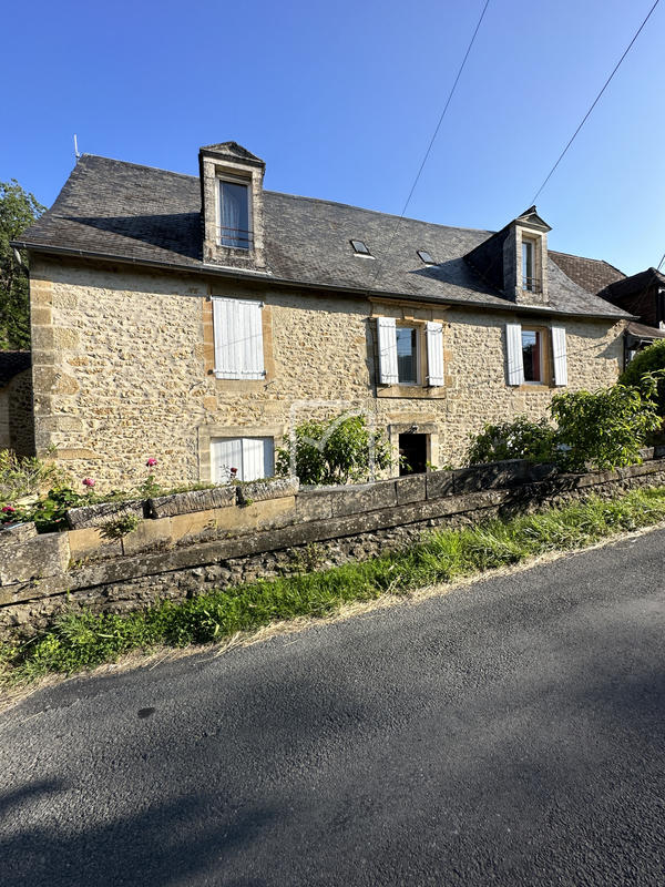 Maison - 520 m² - 20 pièces