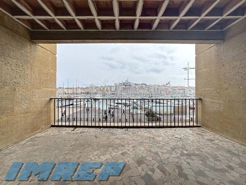 Appartement - 74 m² - 2 pièces