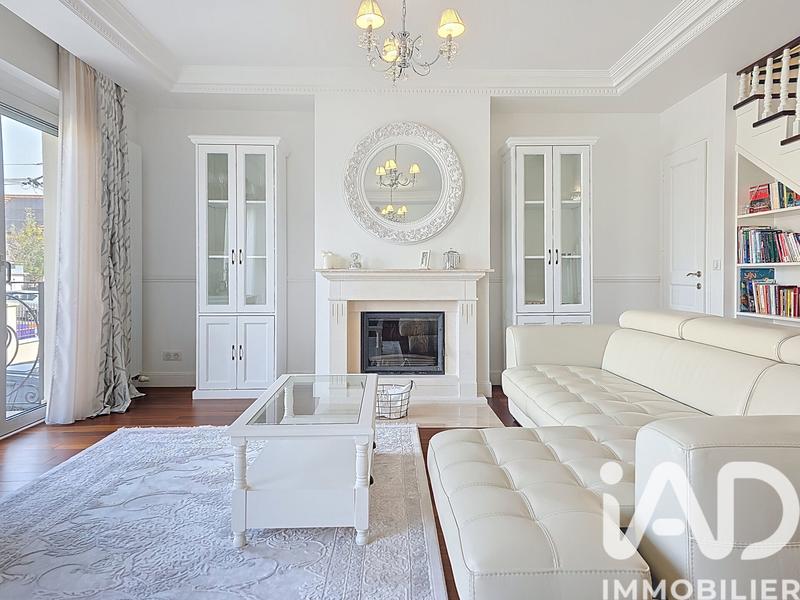 Maison - 170 m² - 7 pièces