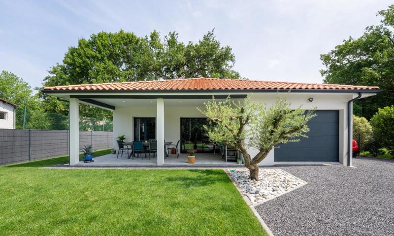 Maison - 90 m² - 4 pièces