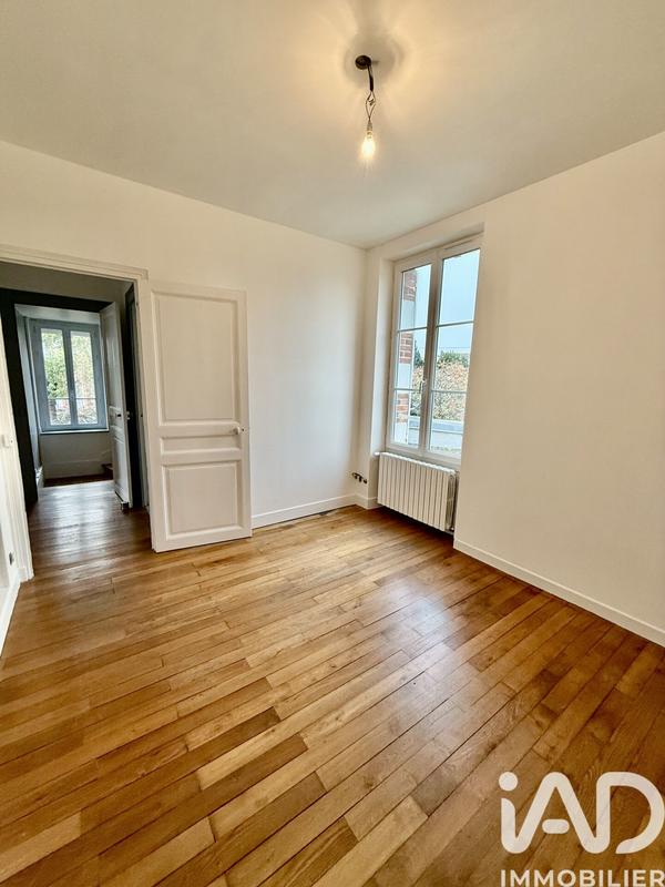 Maison - 200 m² - 7 pièces