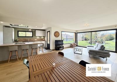 Maison - 148 m² - 5 pièces