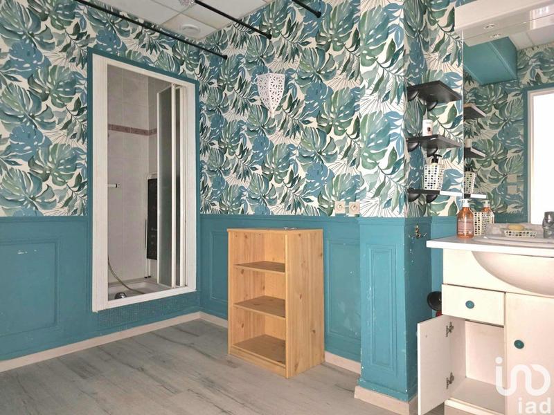 Local commercial - 73 m² - 4 pièces